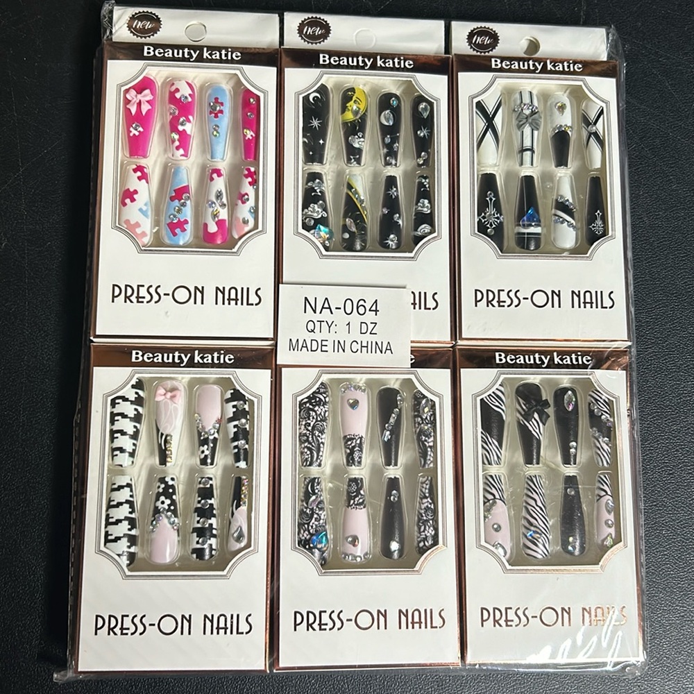 Press On Nails 6 styles ( total of 12 packs)